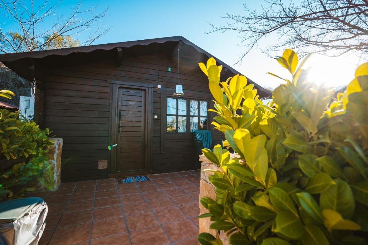 Fuente Del Lobo Glamping & Bungalows - Adults Only Pinos Genil Eksteriør bilde