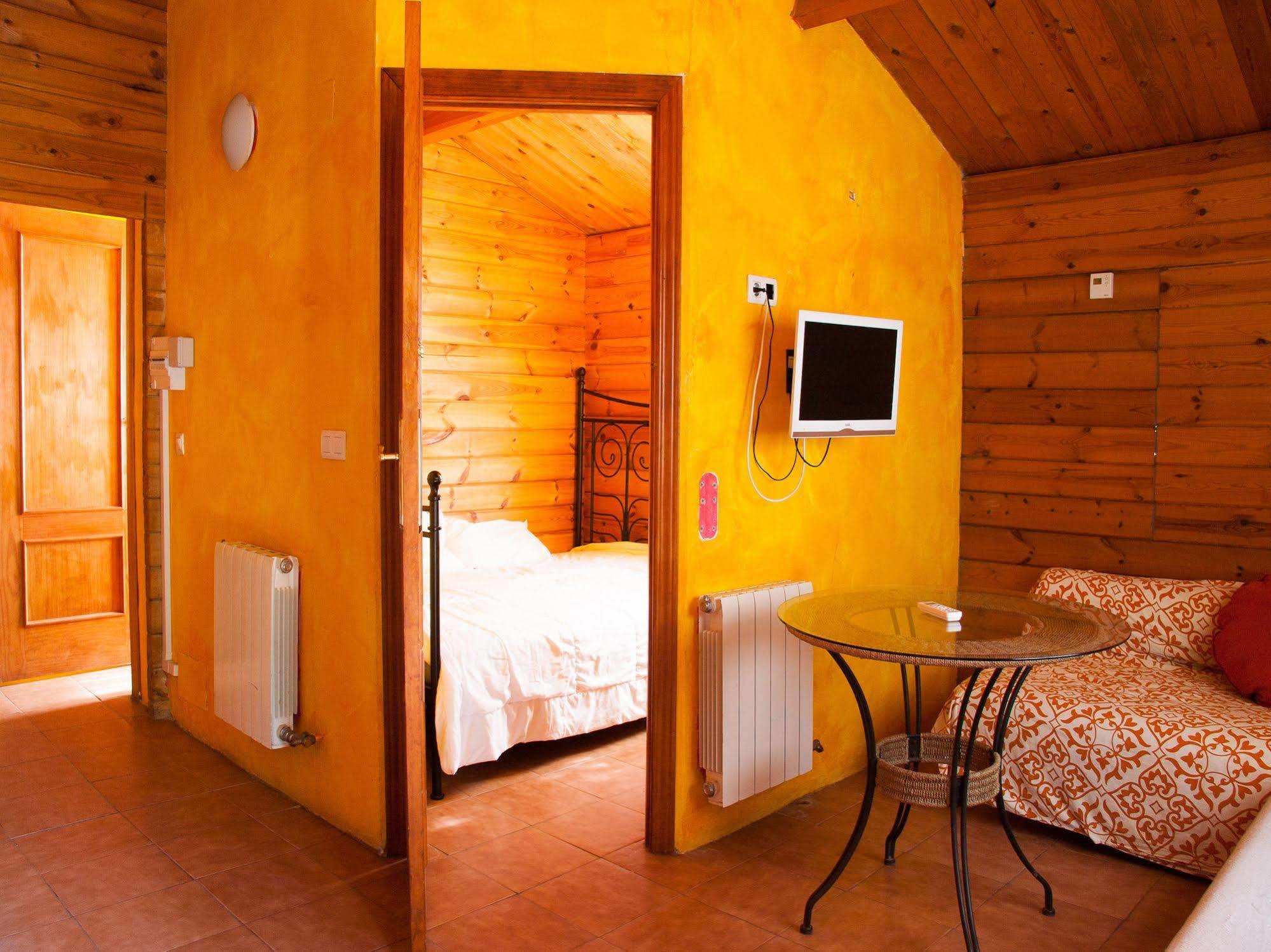 Fuente Del Lobo Glamping & Bungalows - Adults Only Pinos Genil Eksteriør bilde